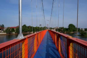 Erek Erek Berjalan di Jembatan Gantung 2D 3D 4D Menurut Buku Mimpi Terbaru 2025