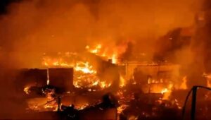 Erek Erek Melihat Kota Terbakar 2D 3D 4D Menurut Buku Mimpi Terbaru 2025
