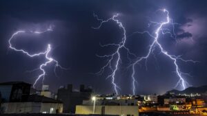 Erek Erek Tersambar Petir 2D 3D 4D Menurut Buku Mimpi Terbaru 2026